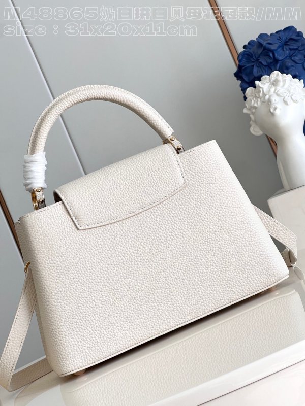 LV Capucines M48865