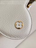 LV Capucines M48865