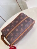  Locker Dopp Kit M11765  23 x 13 x 12 cm