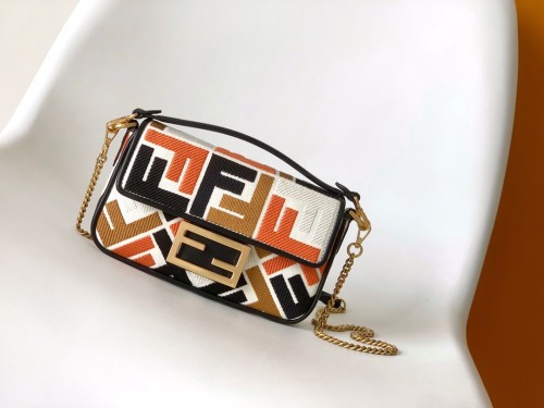 Fendi Baguette 8017 19x4x11.5cm