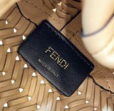 Fendi  80156  26X9.5X18CM