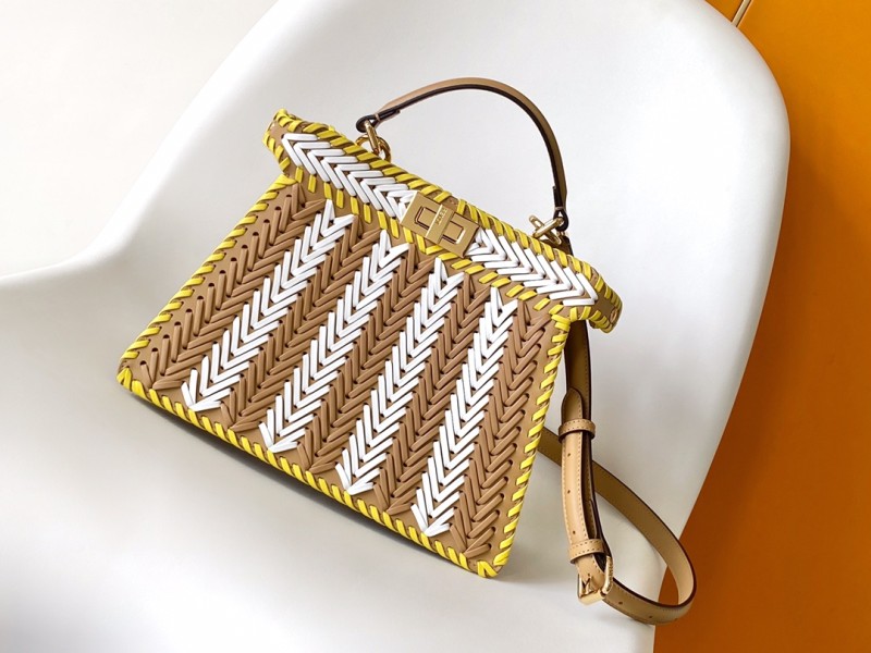 Fendi Iconic Peekaboo 27x11x21cm  5502-2