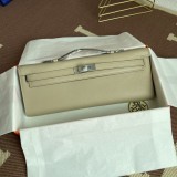 Kelly Cut Hermes 31 x 14 x 3 cm