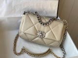 CC AS1160 Flap 19 Bag 26x16x9cm