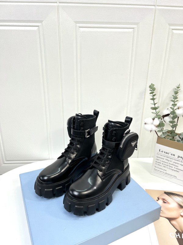 Stivaletti Monolith in pelle 35-45