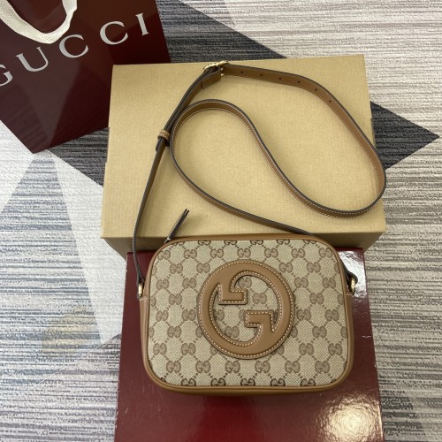 Mini borsa a spalla GG Blondie 820429 21x15x8cm