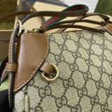 Borsa a spalla GG Emblem 815218  24.5x16x5cm