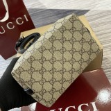 Mini borsa a secchiello GG Emblem 815118  19x18x11cm