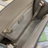 Borsa shopping misura media con chiusura a moschettone 806205 31x22x10cm