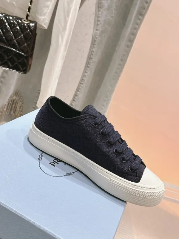 Scarpe Prada