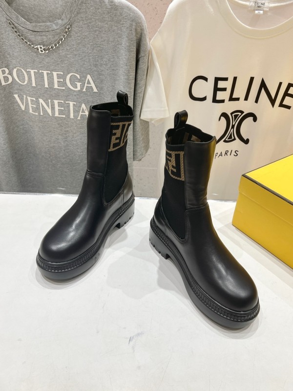 Scarpe Fendi