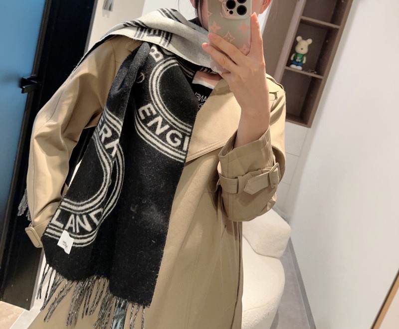 Sciarpe Burberry 24'