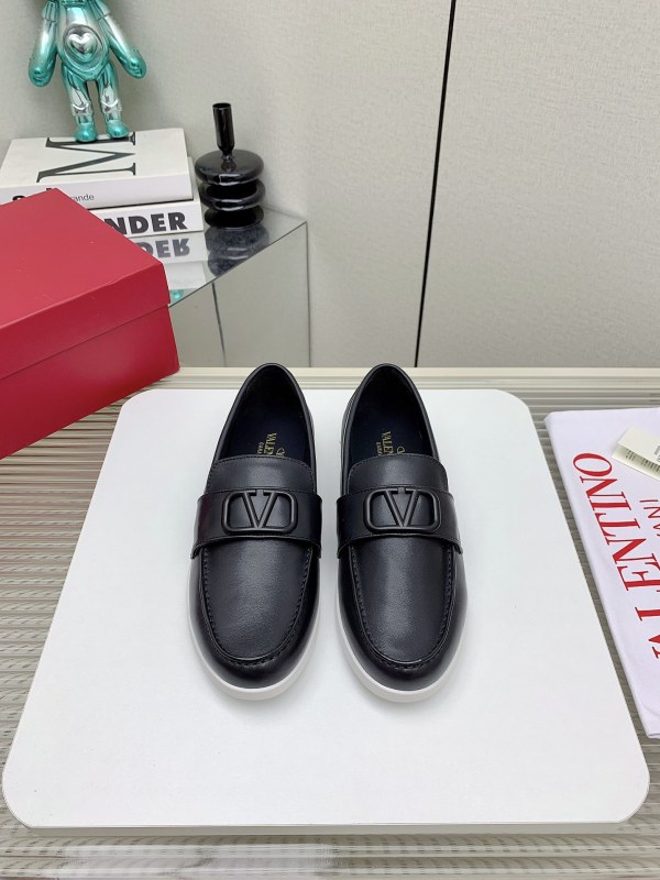Scarpe VLTN
