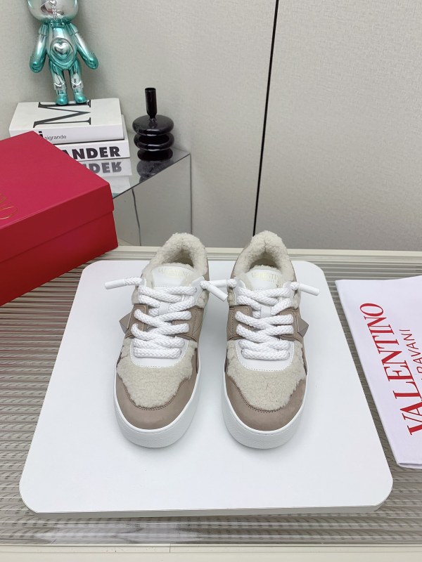 Scarpe VLTN
