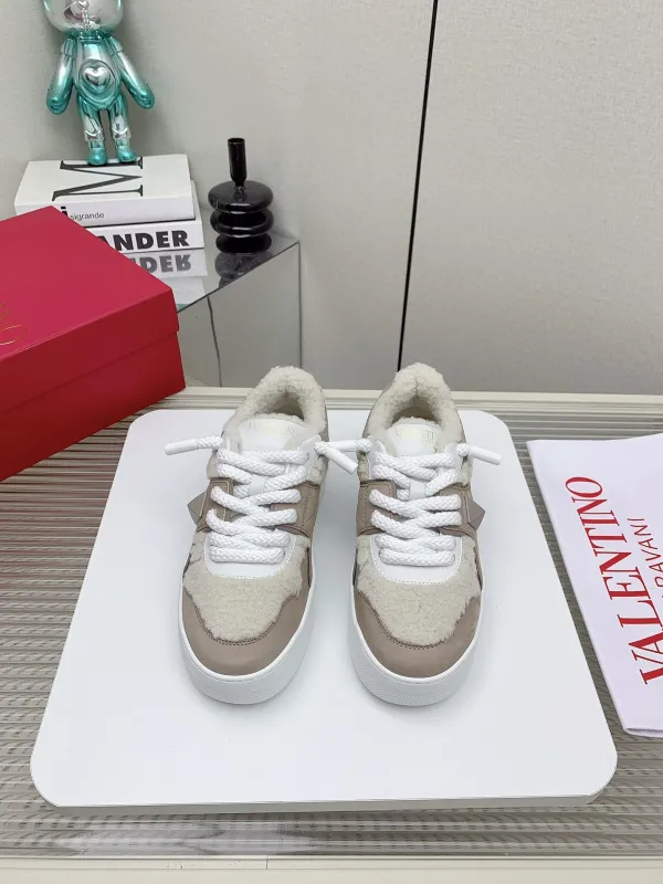 Scarpe VLTN