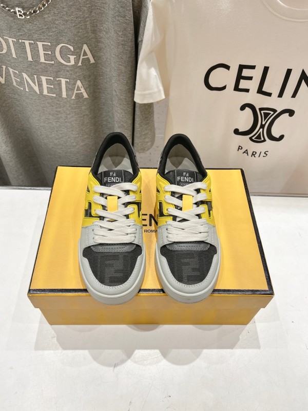 Scarpe Fendi