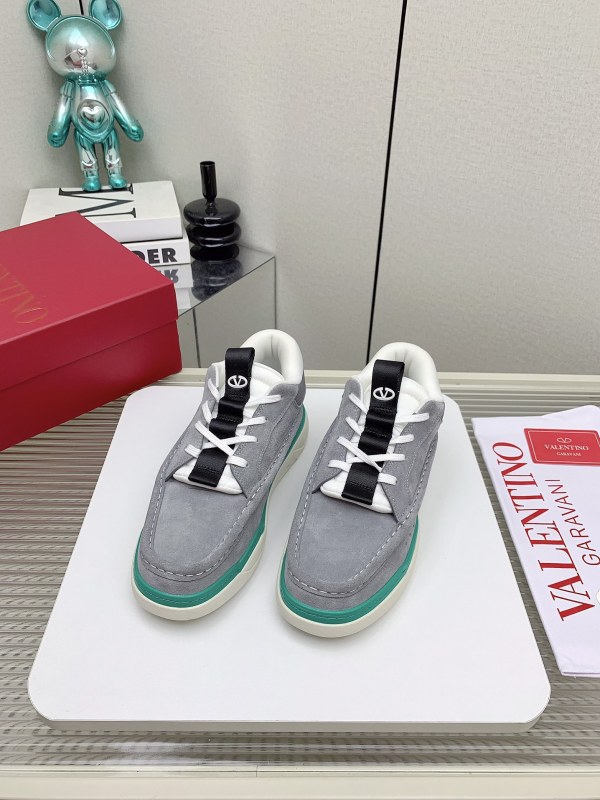 Scarpe VLTN