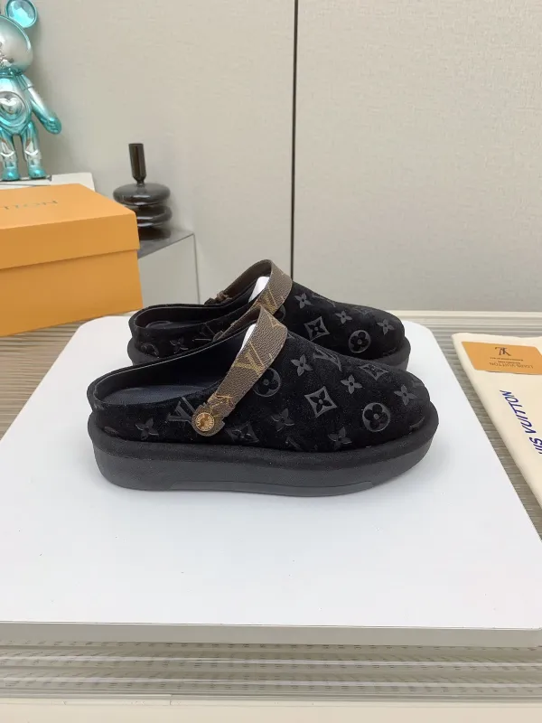 Scarpe LV
