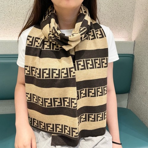 Sciarpe Fendi 32x180cm