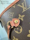 Neverfull M12061 31 x 28 x 14cm