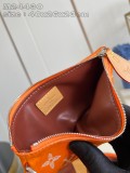 LV Speedy  M24430  40 x 26 x 23CM