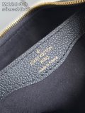 LV Boulog M12930  16 x 9.5 x 29CM