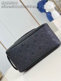 Pochette Toiletry M11510  20 x 9.3 x 28CM