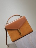 Cassandra Media  578000 24.5×20×11.5cm