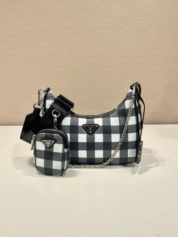 Borsa Prada  1BH204 22x18x6.5cm