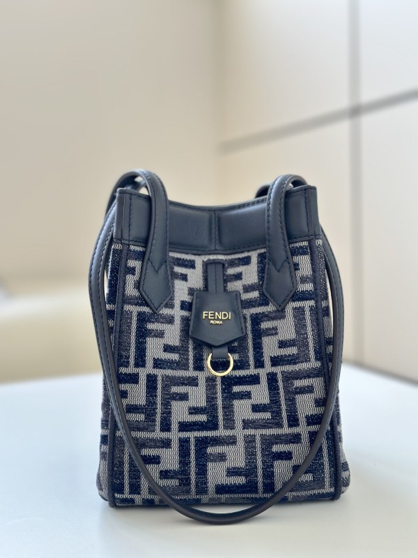 Borsa Fendi 8626BG 15X15X19cm