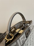 Borsa Fendi  27x21x11cm