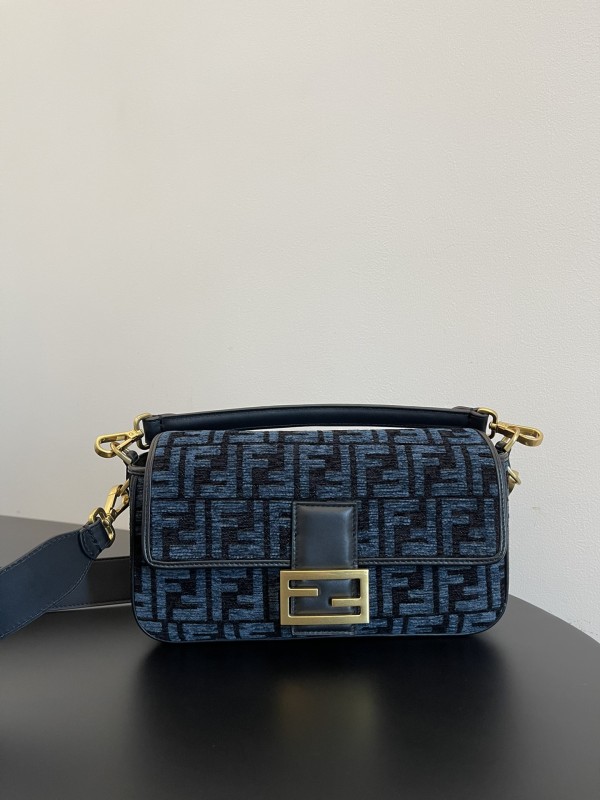 Borsa Fendi 26x13x6cm
