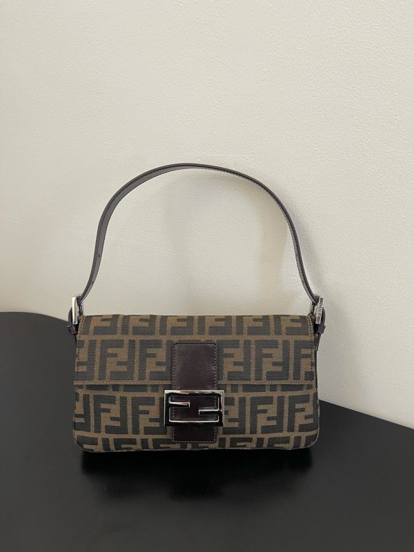 Fendi Baguette 26x15x4cm