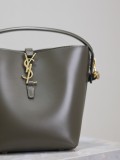   Le 37 piccola in pelle  749036  17x20x13cm 