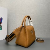 Prada 1BC145 23x 21x 10cm