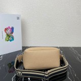 Prada 1BC145 23x 21x 10cm