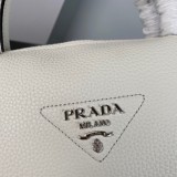 Prada 1BC145 23x 21x 10cm