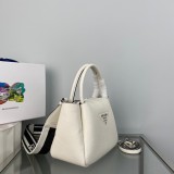 Prada 1BC145 23x 21x 10cm