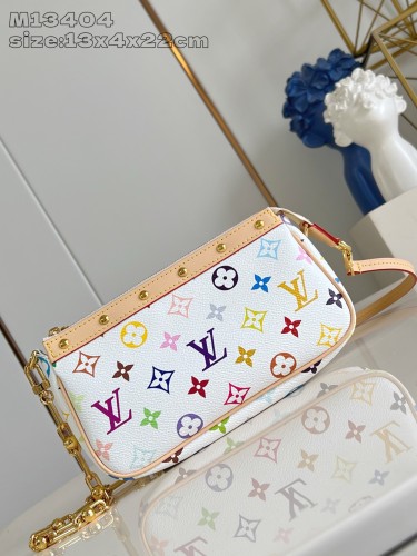 Pochette LV M13404 22x13x4cm