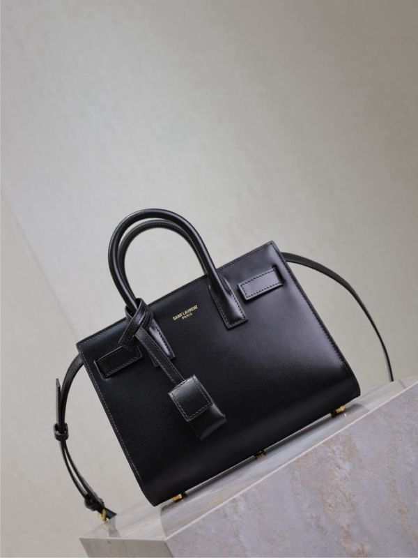 Borsa Sac de Jour in pelle liscia misura nano 