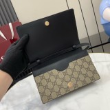 Mini borsa a spalla GG EMBLEM 820688 20x12.5x5cm