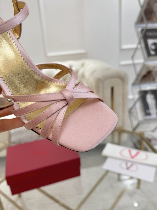 Scarpe Valentino 35-41  9cm