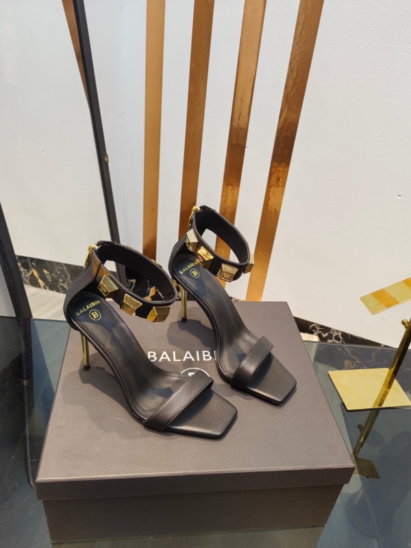 Scarpe Balmain 35-41  9.5CM