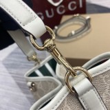Mini borsa a secchiello GG Emblem 815118  19x18x11cm