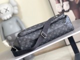 LV Monogram Eclipse M11512