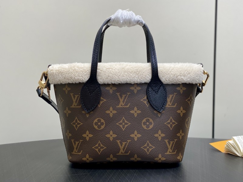 Neverfull Bandoulière Inside Out BB M26315 26x16x11cm