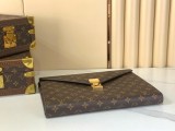 Pochette / Cartella a busta Monogram