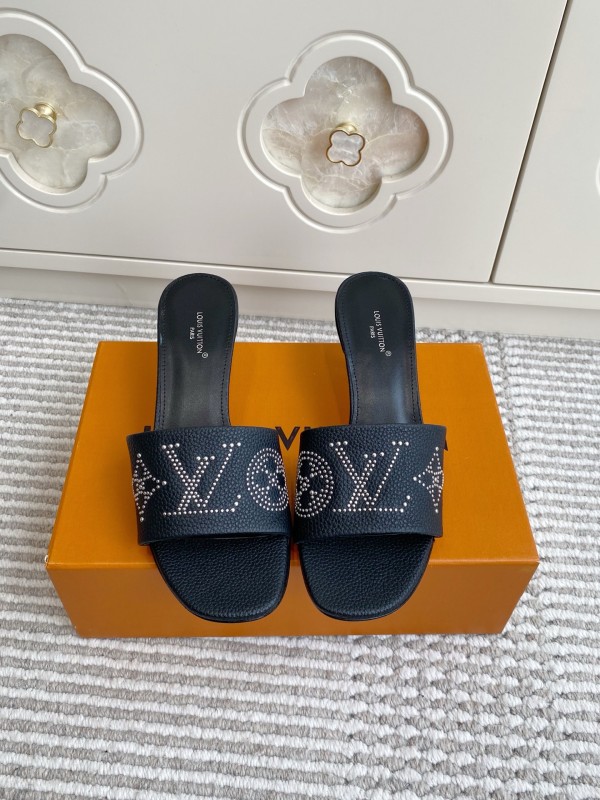 Scarpe LV  tacco 5,5 cm 35-41