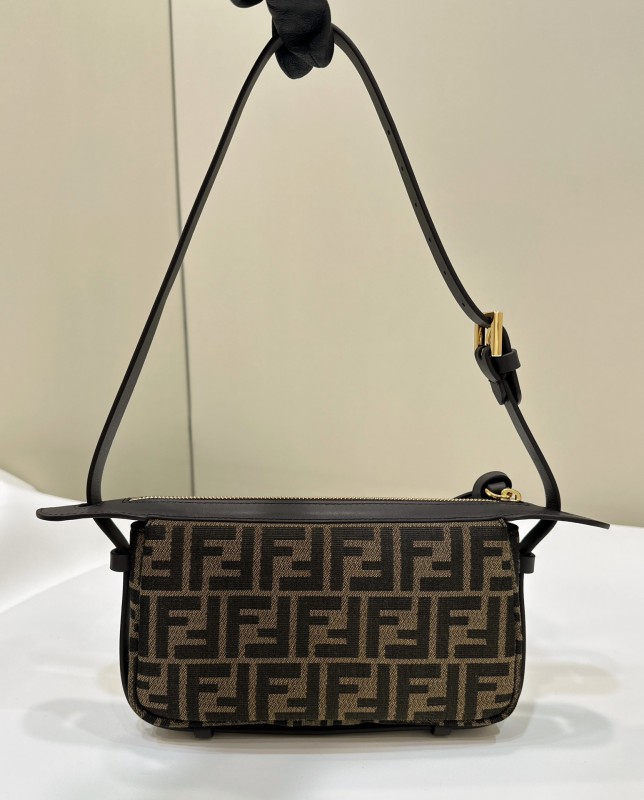 Fendi Simply In Pronta Consegna 22x12x4cm 