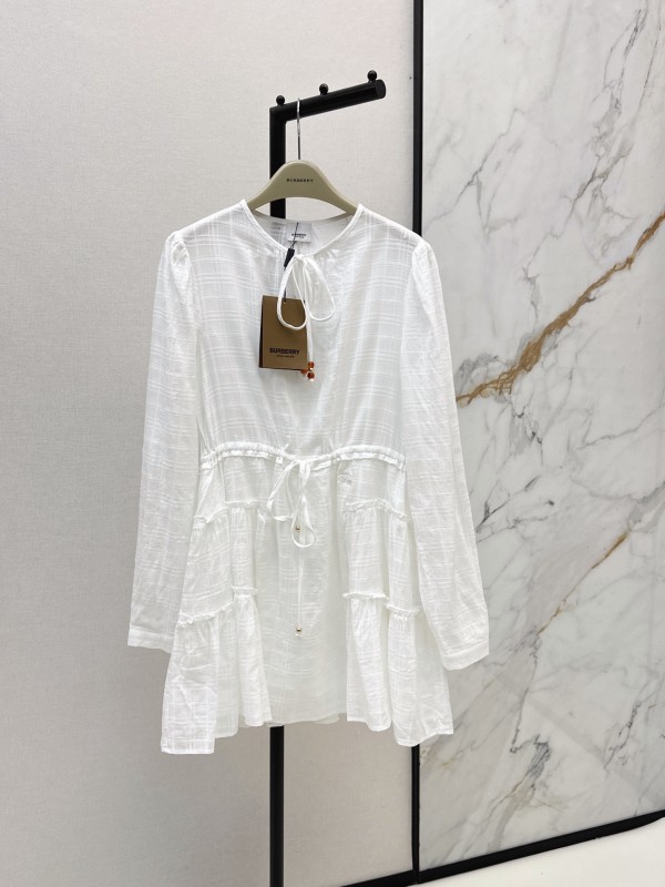 Vestiti Burberry 0320 S/M/L
